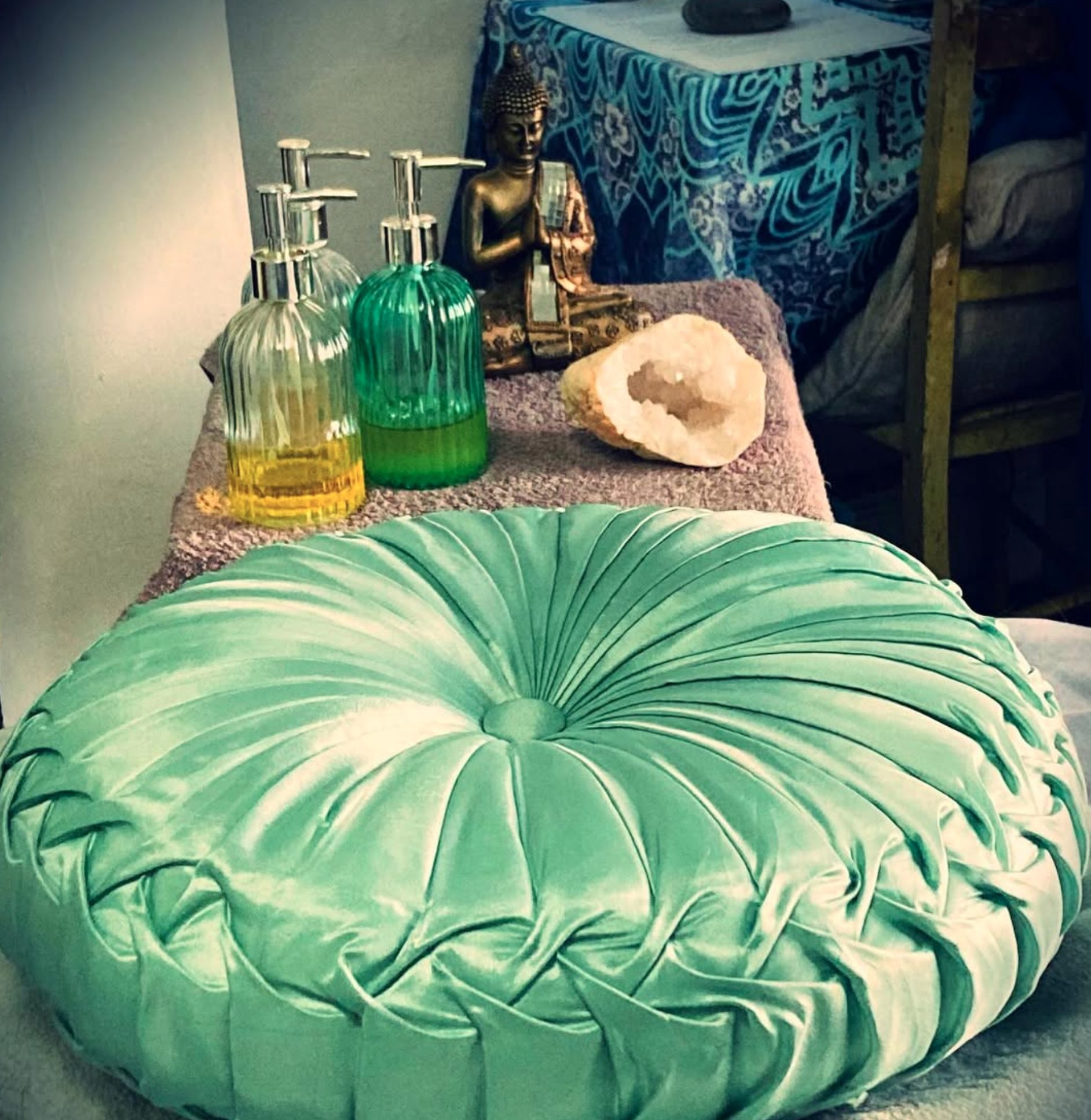 Soul Peace oils and cushion detail
